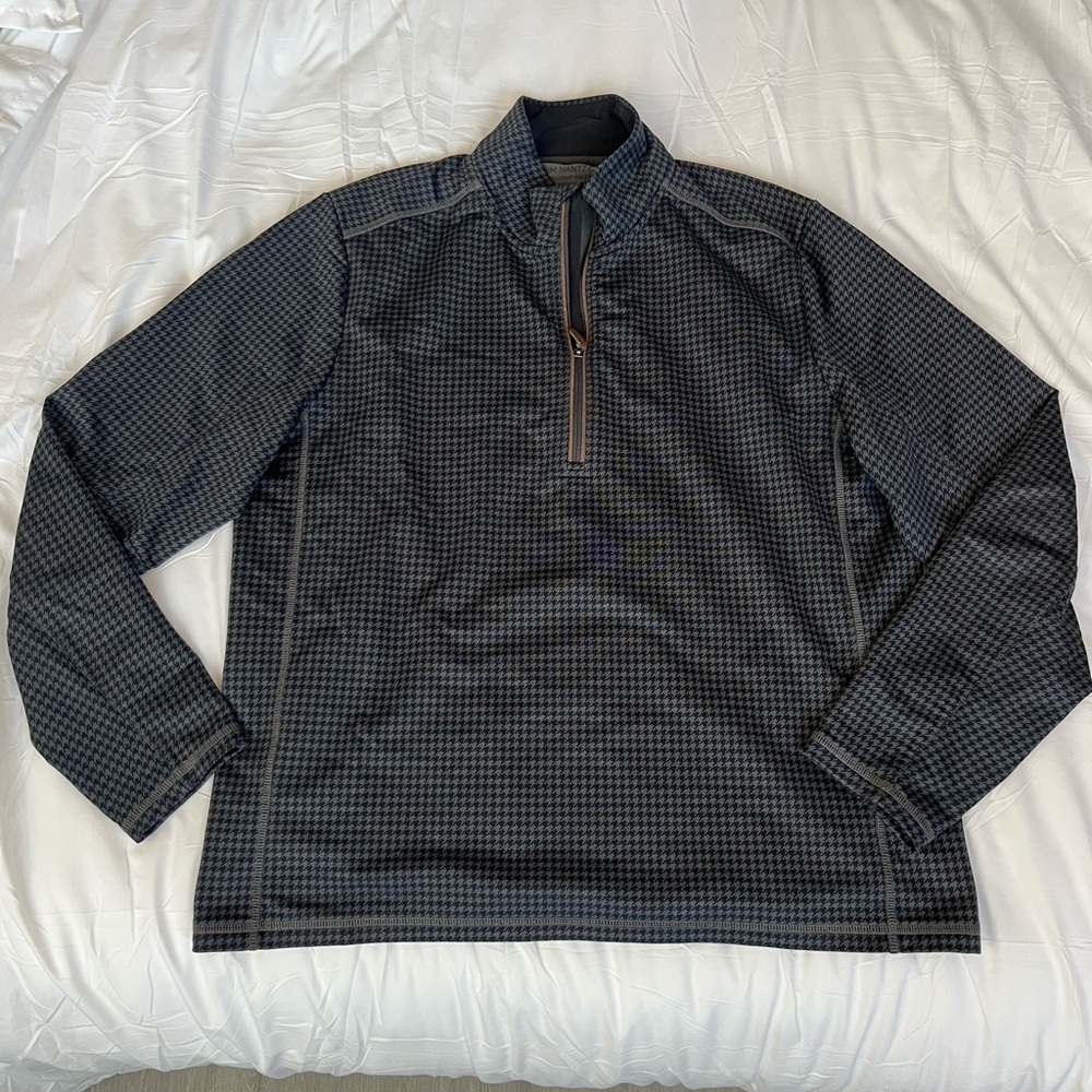 Vineyard Vines quarter zip